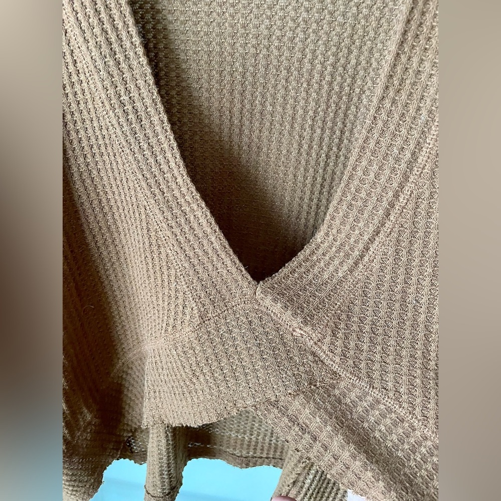Open Back Waffle Knit Top size Medium - Picture 7 of 12